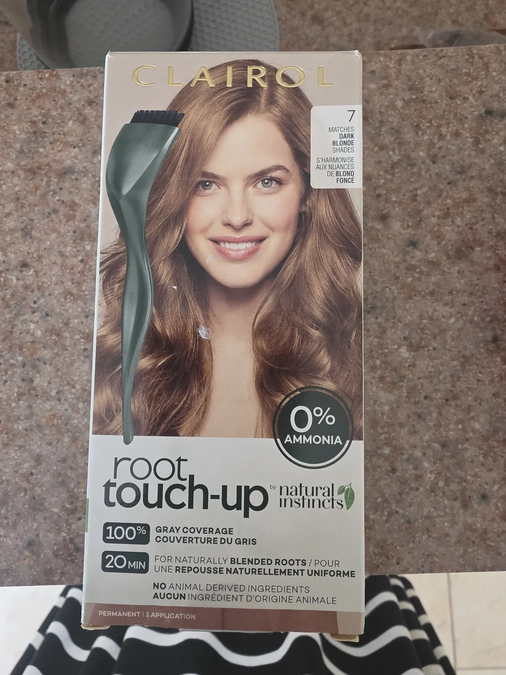 Root Touch-Up Permanent Hair Color - Natural Brown (Shade 7)